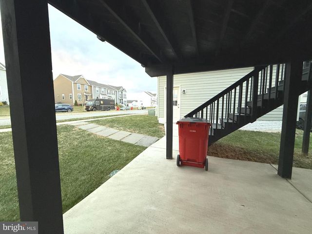 60 DEERBROOK DR, Charles Town, WV 25414