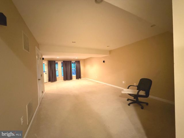 60 DEERBROOK DR, Charles Town, WV 25414