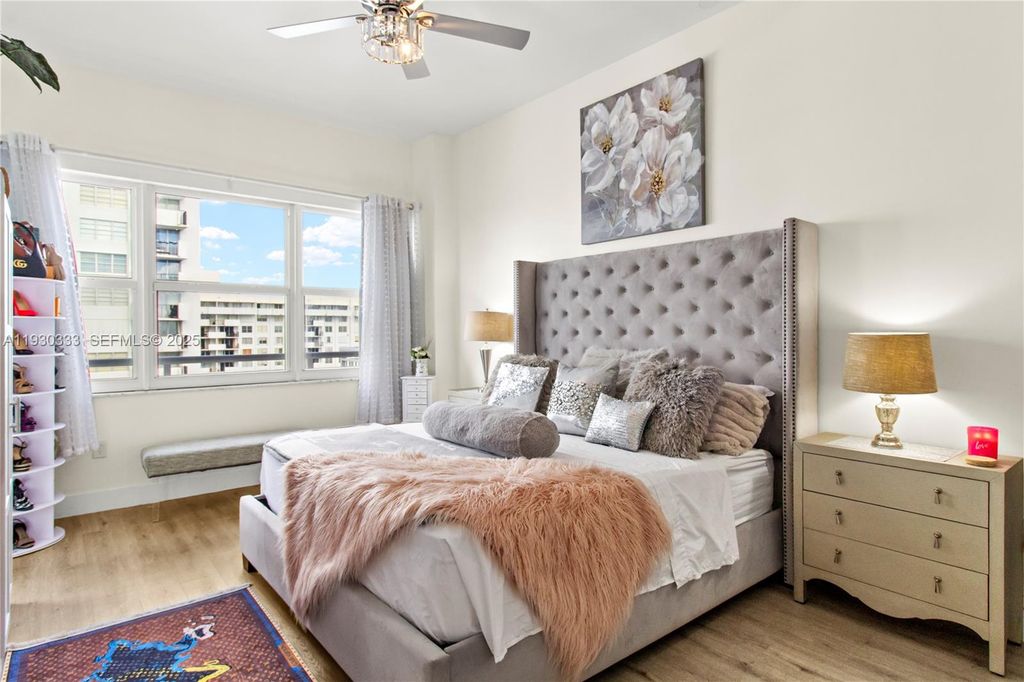 Image 12 of property listing at 18061 Biscayne Blvd PH01, Aventura, FL 33160