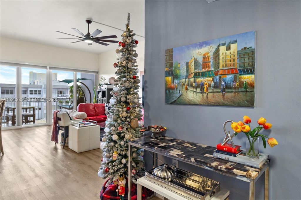 Image 5 of property listing at 18061 Biscayne Blvd PH01, Aventura, FL 33160