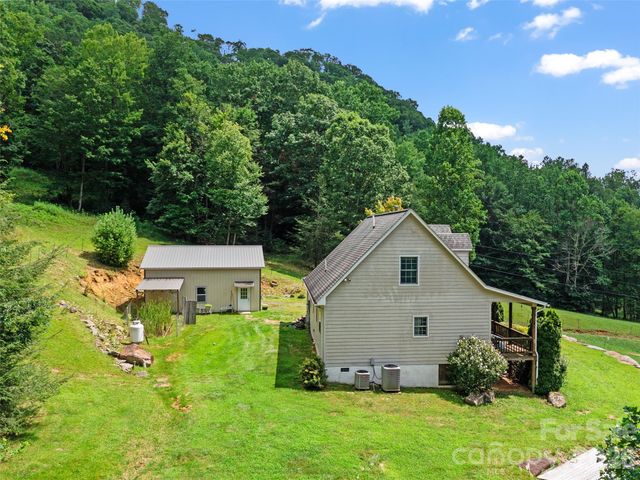 2216 Beans Creek Road, Bakersville, NC 28705