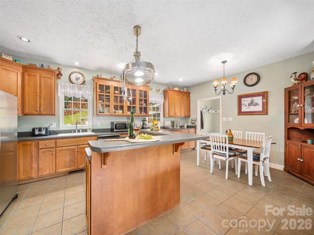 2216 Beans Creek Road, Bakersville, NC 28705