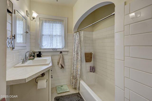 624 N Sergeant Avenue, Joplin, MO 64801