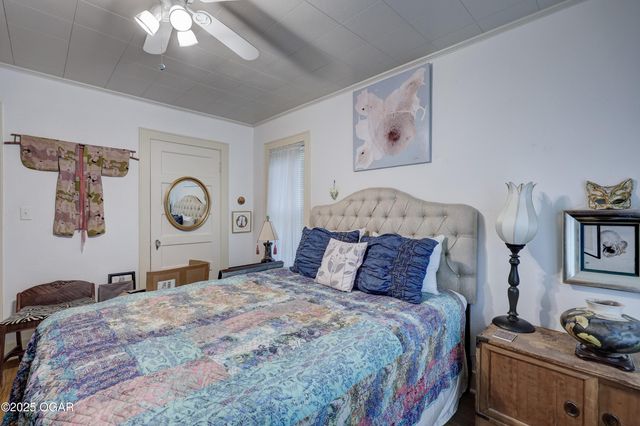 624 N Sergeant Avenue, Joplin, MO 64801