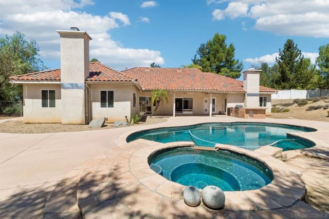 29081 Fruitvale, Valley Center, CA 92082
