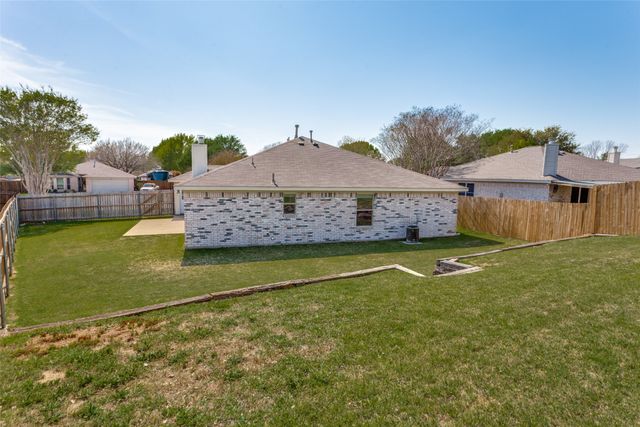 7317 Royal Oak Drive, Benbrook, TX 76126