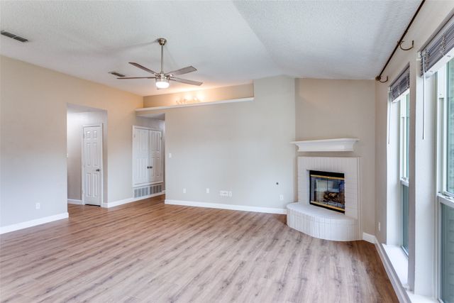 7317 Royal Oak Drive, Benbrook, TX 76126