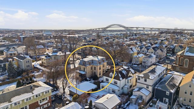 100 BROADWAY, Bayonne, NJ 07002