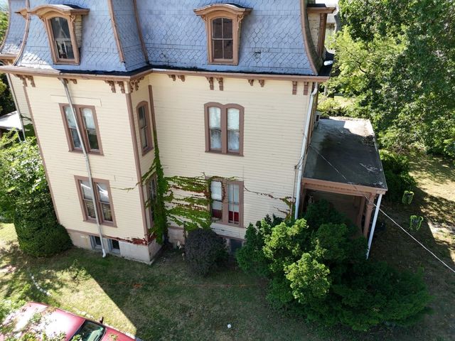 100 BROADWAY, Bayonne, NJ 07002