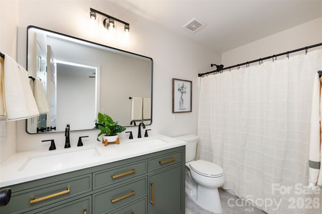 2130 Winthorp Ridge Road, Charlotte, NC 28270