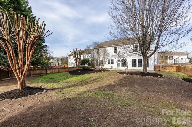 2130 Winthorp Ridge Road, Charlotte, NC 28270