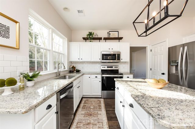 2130 Winthorp Ridge Road, Charlotte, NC 28270