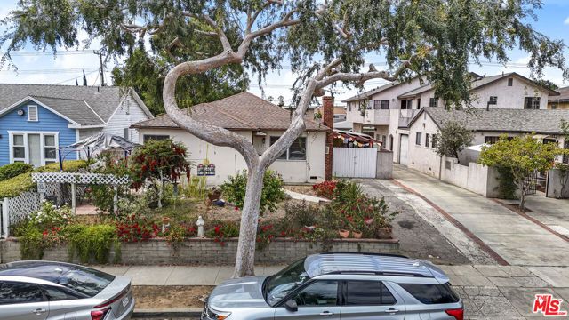 3837 College Avenue, Culver City, CA 90232