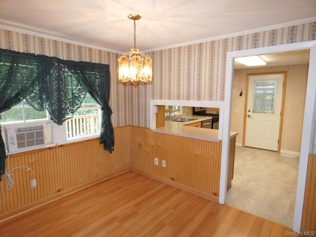 28 Hilltop Drive, New Windsor, NY 12553