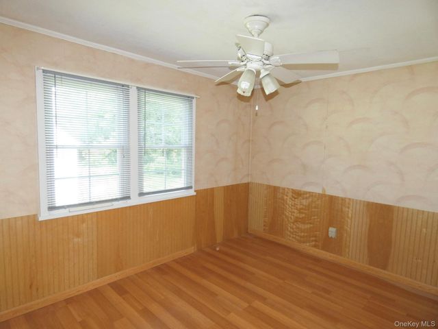 28 Hilltop Drive, New Windsor, NY 12553