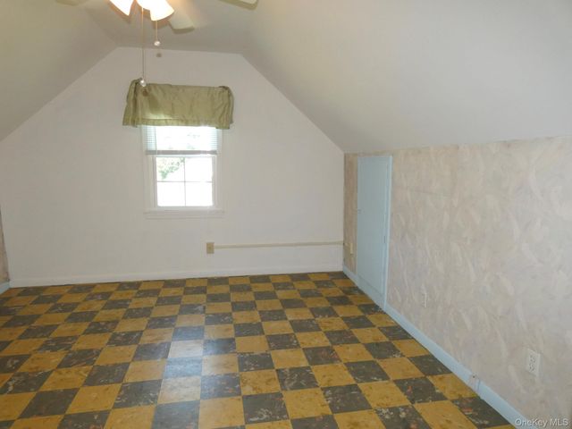 28 Hilltop Drive, New Windsor, NY 12553