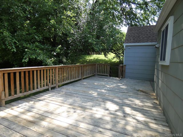 28 Hilltop Drive, New Windsor, NY 12553