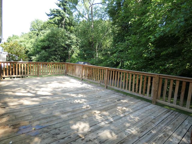 28 Hilltop Drive, New Windsor, NY 12553