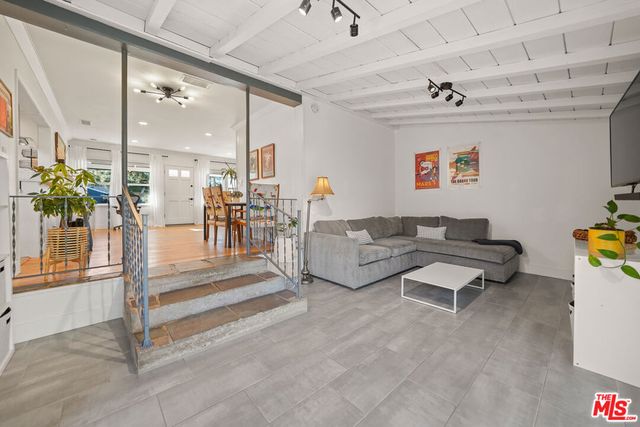 1730 N Pass Avenue, Burbank, CA 91505