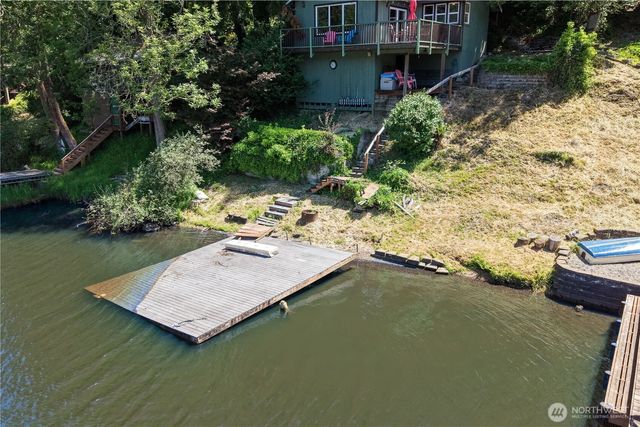 39420 Ski Park Road E, Eatonville, WA 98328