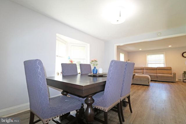 602 W SOUTH AVE, Glenolden, PA 19036
