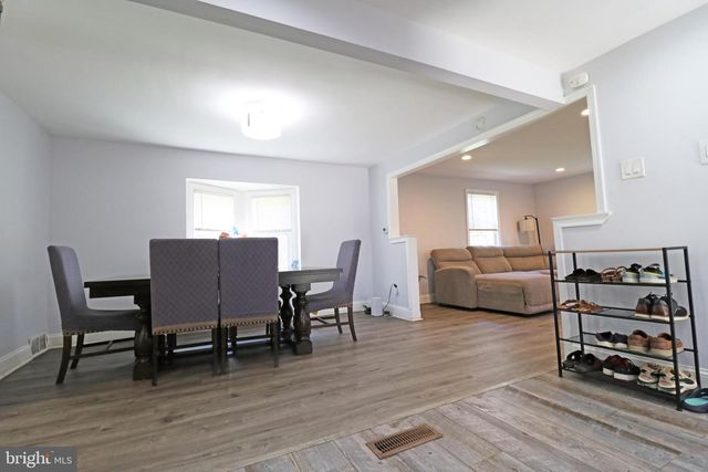 602 W SOUTH AVE, Glenolden, PA 19036