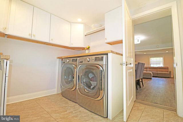 602 W SOUTH AVE, Glenolden, PA 19036