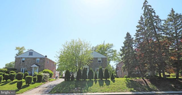 602 W SOUTH AVE, Glenolden, PA 19036
