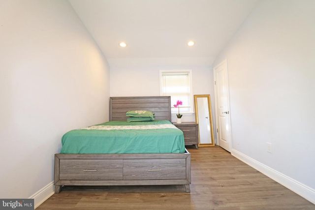 602 W SOUTH AVE, Glenolden, PA 19036