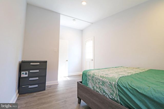 602 W SOUTH AVE, Glenolden, PA 19036