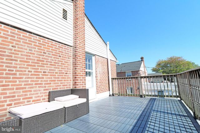 602 W SOUTH AVE, Glenolden, PA 19036