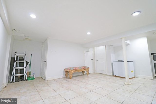602 W SOUTH AVE, Glenolden, PA 19036