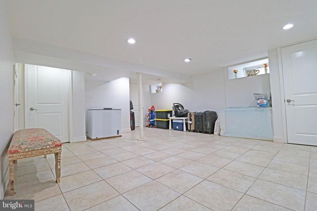 602 W SOUTH AVE, Glenolden, PA 19036