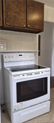909 Rochester Drive, Fayetteville, NC 28305