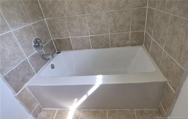 909 Rochester Drive, Fayetteville, NC 28305