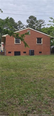 909 Rochester Drive, Fayetteville, NC 28305