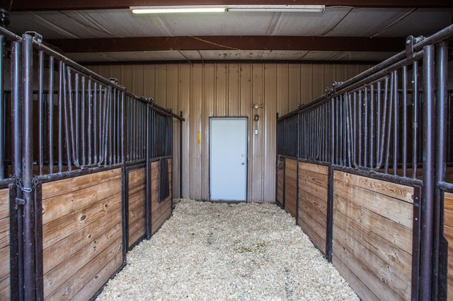 4102 N Magnolia Avenue, Lubbock, TX 79404