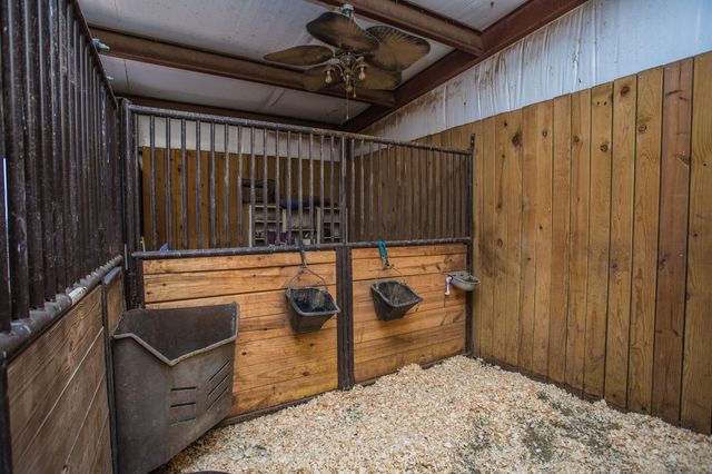 4102 N Magnolia Avenue, Lubbock, TX 79404