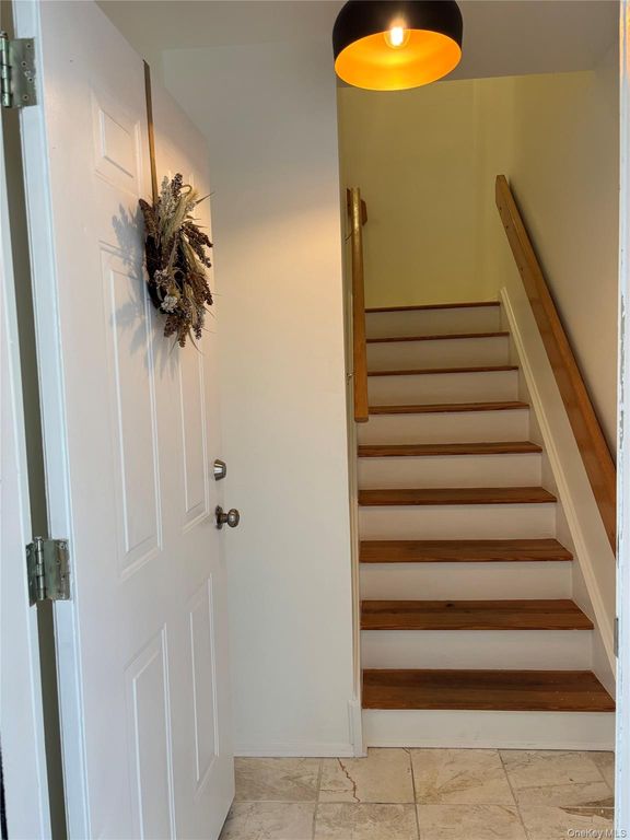 166 E Crooked Hill Road 166, Pearl River, NY 10965