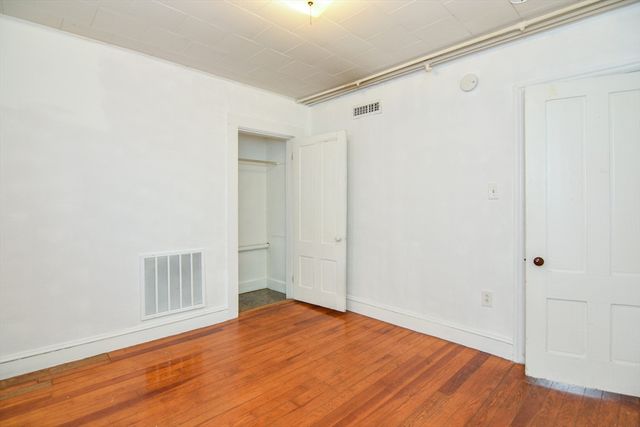 23 Grove St 1-1, Haverhill, MA 01832