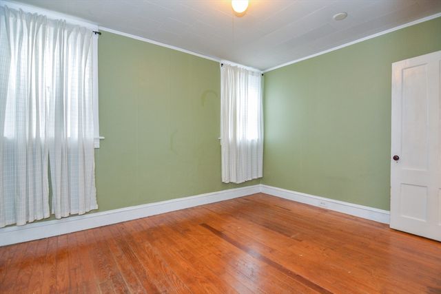 23 Grove St 1-1, Haverhill, MA 01832