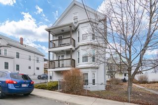 23 Grove St 1-1, Haverhill, MA 01832