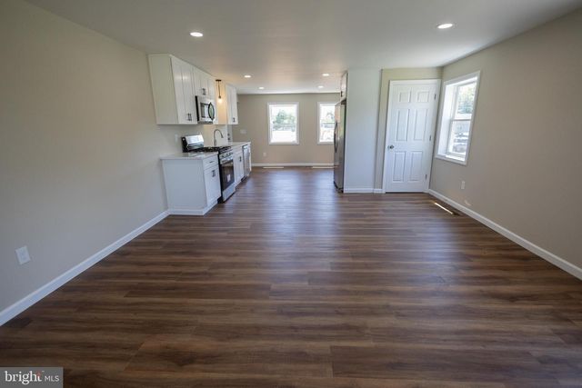 201 SUMNER ST, Buena, NJ 08310