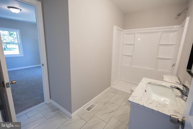 201 SUMNER ST, Buena, NJ 08310