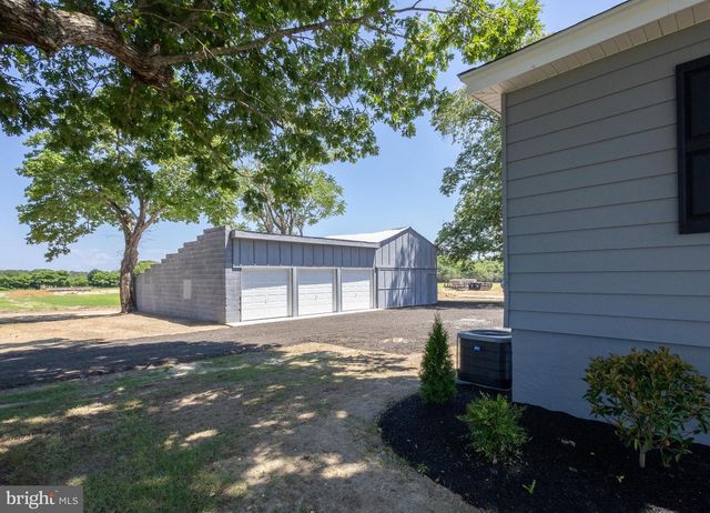 201 SUMNER ST, Buena, NJ 08310