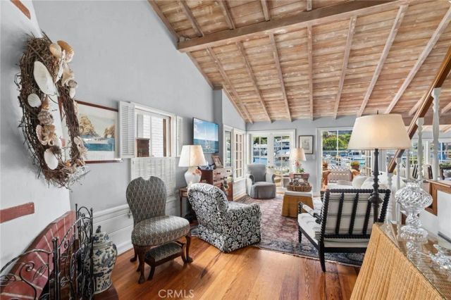 323 E Bay Front, Newport Beach, CA 92662