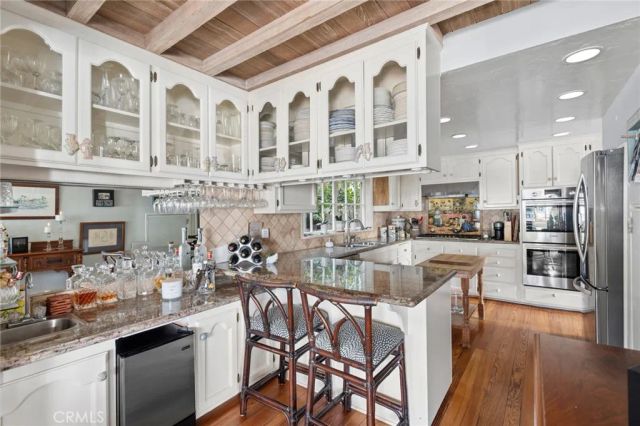 323 E Bay Front, Newport Beach, CA 92662