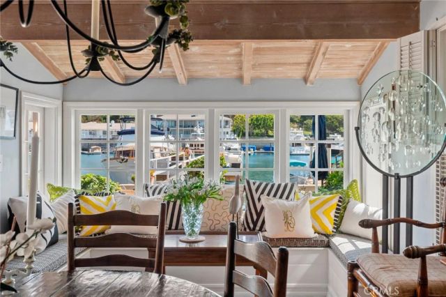323 E Bay Front, Newport Beach, CA 92662