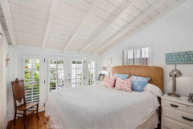 323 E Bay Front, Newport Beach, CA 92662