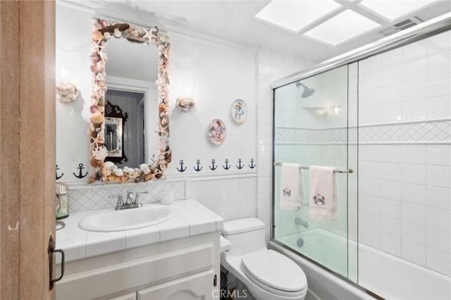323 E Bay Front, Newport Beach, CA 92662